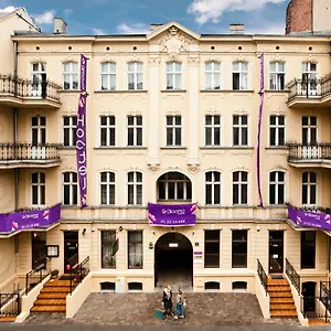 Blooms Inn - City Center Poznan By Friendly Apartments Aparthotel Poznań